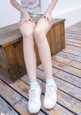 日韩制服丝袜av_BD国语免费高清观看